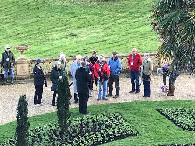 Toby explains the theory behind the choice of bedding plants